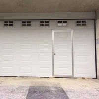 Porte de garage moderne en aluminium isolée électriquement, commande à distance, fonctionnement automatique, ignifuge et insonorisée