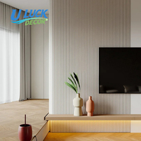 Panneaux muraux WPC incurvés modernes de haute qualité, ignifuges et imperméables, pour l'intérieur des hôtels, salles de bain, salles à manger, salons et fonds de télévision