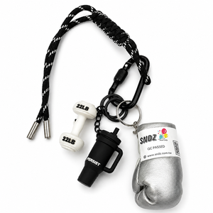 Llavero deportivo con colgante de mancuerna, pesa rusa y guante de boxeo, mosquetón, accesorio de moda ligero de plástico y metal - Product Image 2