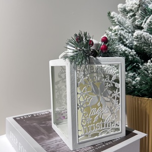 Linternas pequeñas de vacaciones de Navidad <span class=keywords><strong>verde</strong></span> <span class=keywords><strong>blanco</strong></span> rojo metal <span class=keywords><strong>linterna</strong></span> vintage decoración de Navidad colgante hogar linternas pequeñas - Product Image 5