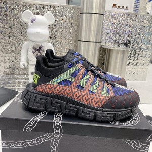 Offriamo solo <span class=keywords><strong>scarpe</strong></span> da ginnastica di lusso all'ingrosso di alta qualità, sneakers da donna con logo di designer e <span class=keywords><strong>scarpe</strong></span> da corsa da <span class=keywords><strong>uomo</strong></span>, sneakers sportive di marca. - Product Image 5