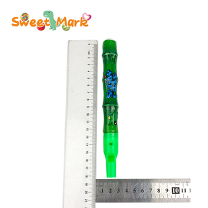 Juguetes de flauta afrutada y dulces con silbato de azúcar empaquetados en una caja - Product Image 2