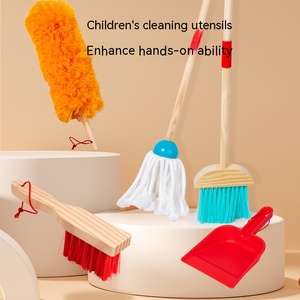 モンテッソーリ 木製ごっこ遊び 6点セット 子ども用お掃除セット 知育玩具 キッチンおもちゃ 男の子 女の子向け - Product Image 4