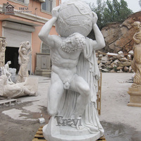 Sculpture en marbre blanc de haute qualité, mains tenant un globe terrestre, statue à vendre