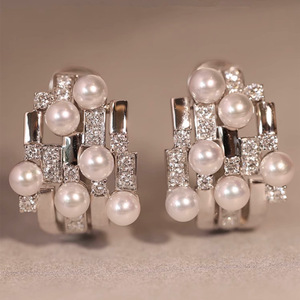Pendientes de aro redondos para mujer, forma simple y redonda, pendientes para uso diario, accesorios para las orejas estilo cool wind. - Product Image 5