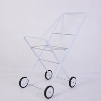 Chariot pliable Home Living avec fil métallique Cintre pour salle de lavage