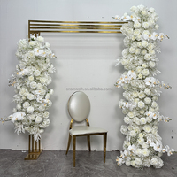 Guirlande de fleurs d'allée de mariage en forme d'arche de roses bleues et blanches lisses, pour table de mariage
