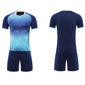 Set da calcio personalizzato da uomo ad asciugatura rapida, comoda uniforme da allenamento traspirante con maglia da calcio con tecnica di taglio automatizzata - Product Image 2