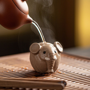 Figura decorativa de elefante morado con tapa para juego de té Kung Fu. - Product Image 2