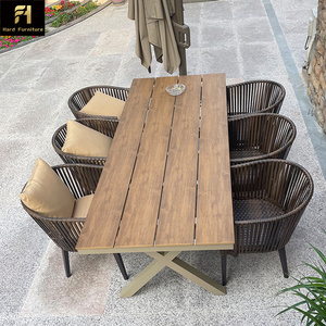 Chaise <span class=keywords><strong>de</strong></span> <span class=keywords><strong>jardin</strong></span> en rotin d'extérieur Ensemble <span class=keywords><strong>de</strong></span> table et <span class=keywords><strong>de</strong></span> <span class=keywords><strong>chaises</strong></span> <span class=keywords><strong>de</strong></span> <span class=keywords><strong>jardin</strong></span> 8 places Style américain Chaise <span class=keywords><strong>de</strong></span> <span class=keywords><strong>jardin</strong></span> confortable et imperméable - Product Image 5