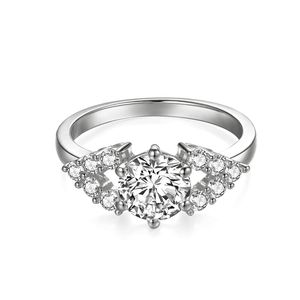 Anillos de compromiso de moissanita con corte brillante redondo, chapados en rodio, de oro blanco macizo de 14K con engaste de puntas para mujer - Product Image 2