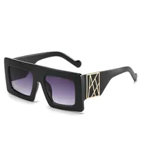 Occhiali da sole quadrati personalizzati designer occhiali da sole vintage neri locs 2022 per occhiali da sole da donna milionistici fashion street shot