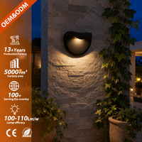 Lampes murales d'extérieur décoratives de jardin minimalistes nordiques de haute qualité 12W, 100-110LW/W, en alliage d'aluminium IP65, lampes murales LED
