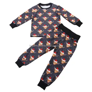 冬の男の子クリスマスハイランドカウプリントPjsソフトファブリックキッズ長袖シャツジョガーパンツ2ピースセット衣装パジャマ