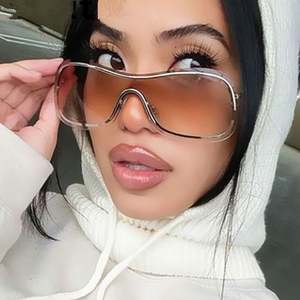 Gafas de Sol Personalizadas con Logotipo, Montura de Aleación Vintage 2025, Color Marrón Degradado, Sin Montura, Cuadradas, Estilo Y2K para Mujer - Product Image 3