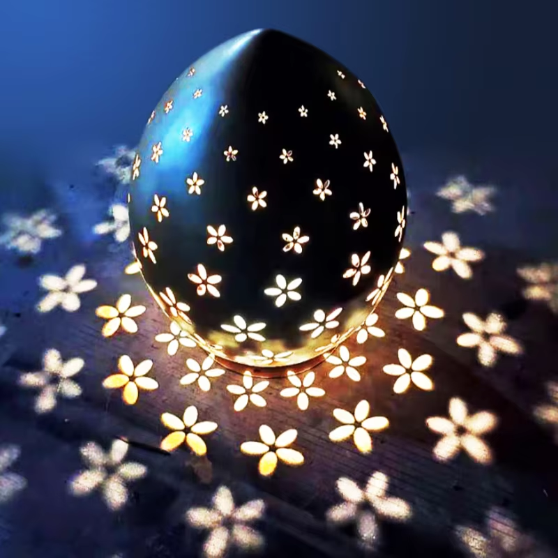 สีขาวอบอุ่น