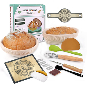 Juego de Herramientas para Hornear Pan Casero Personalizado, Espátulas de Repostería de Ratán Natural de 9x10 Pulgadas con Cubierta de Lino - Product Image 1