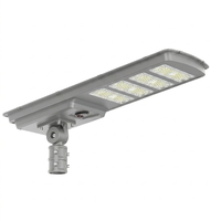 Lampadaire solaire intégré 2-4 modules IP66 en acier galvanisé