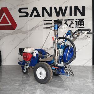 Máquina de Señalización Vial de Alta Eficiencia con Bomba Hidráulica de 24L, Doble Bomba y Cuatro Pistolas de Pulverización en Frío - Product Image 4