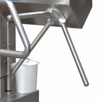 Solution d'entrée hygiénique industrielle robuste de 2,7 kW - Distributeur automatique de désinfectant pour les mains et canal de lavage de chaussures à double rouleau