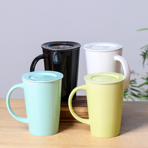 Tasse en céramique avec couvercle, couleur verte unie, ensemble de deux pièces, tasse cadeau pour usage au bureau - Product Image 2