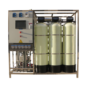 Sé lo que buscas FRP 500LPH Maquinaria de tratamiento de <span class=keywords><strong>agua</strong></span> de ósmosis inversa adecuada tanto para uso comercial como doméstico - Product Image 1