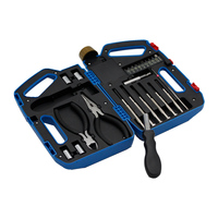 Ensemble d'outils promotionnels en forme de bouteille d'huile, 25 pièces, ensemble d'outils de réparation à domicile combinés, étui en plastique avec lampe de poche