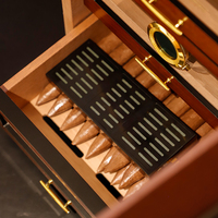 Humidor de bureau à 3 tiroirs au design classique, avec revêtement en cèdre espagnol, surface laquée, hygromètre numérique, anti-humidité