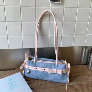 Sac à main en denim bicolore avec bouton Accent Sac à bandoulière à poignée supérieure - Product Image 4