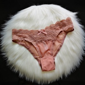 Culottes string sexy en dentelle européenne et américaine, taille basse, semi-couvrantes, transparentes et séduisantes. - Product Image 2
