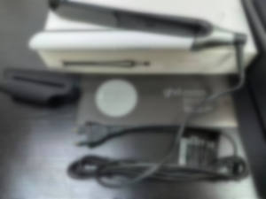 Gh- d Edition Chron Nos Qualité Originale Fer à Coiffer Électrique en Céramique avec Plaques Lissantes et Tige à Boucler à Température Réglable - Product Image 1