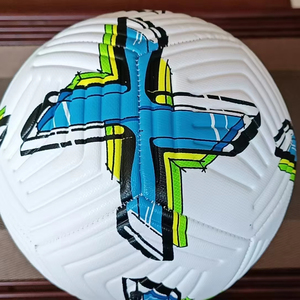 Ballons de football de qualité supérieure 100% personnalisés avec logo imprimé, meilleurs ballons de football professionnels - Product Image 1