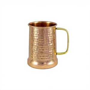 Chope à bière en cuivre pur au design martelé avec poignée en laiton, durable, de qualité alimentaire, pour la consommation, passe au lave-vaisselle - Product Image 1