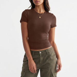 T-shirt court marron froncé à manches courtes et col rond pour femme, coupe ajustée, décontracté, en tricot de coton et élasthanne, Printemps-Été - Product Image 1