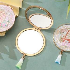 Specchio da taschino personalizzato per Make up pieghevole in metallo personalizzato regali per bambini da principessa - Product Image 3