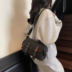 Bolso de Lona Vintage para Mujer con Correas de Color en Bloques, Resistente al Agua, Gran Capacidad, Casual, Bandolera Versátil, Bolso de Hombro - Product Image 4