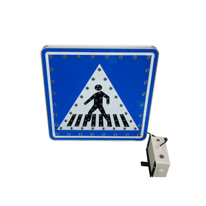 نظام تحذير مروري يعمل بالطاقة الشمسية مع مستشعر بالأشعة تحت الحمراء، لافتة للمشاة عند عبور الطريق مع 93 مصباح LED وإضاءة لمدة 60 ساعة - Product Image 3