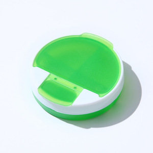 Рекламный портативный органайзер для таблеток с логотипом, круглый, на 4 секции, мини, матовый, герметичный, для повседневного использования - Product Image 3