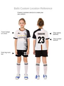 子供用ユニセックスサッカーウェアセット 男女兼用 幼稚園・小学生・中学生向け 100%ポリエステル ストライプ クルーネック - Product Image 2