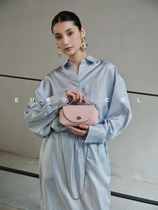 Sac à main mini-doctor bag en cuir grainé 2026 SS pour <span class=keywords><strong>femme</strong></span>, avec fermoir rotatif ovale et poignée supérieure, élégance vintage, pour revendeurs de boutiques - Product Image 2