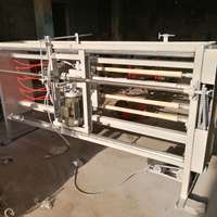 Machine entièrement automatique pour la fabrication de manches de houes, machine de façonnage de manches en bois à 4 stations pour manches de houes/haches
