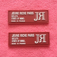 Étiquette en caoutchouc PVC 3D en relief avec logo de marque, petite étiquette en caoutchouc pour sacs à main