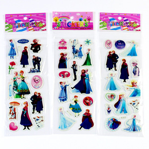 Congelata <span class=keywords><strong>Elsa</strong></span> <span class=keywords><strong>Anna</strong></span> cartoni animati simpatici adesivi a bolle 3D per bambini fai <span class=keywords><strong>da</strong></span> te adesivi a bolle 3D resistenti impermeabili decorazione per bagaglio - Product Image 3