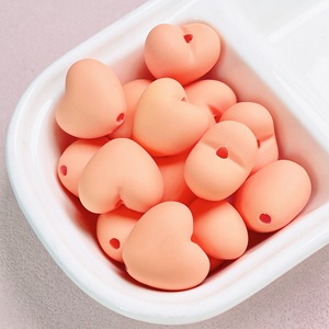 Accessorio Fai da Te per Catena Telefono e Portachiavi: <span class=keywords><strong>Perline</strong></span> a Cuore Morbide in Acrilico con Effetto Tattile Macaron, Fatte a Mano - Product Image 4