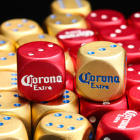 Jeu de dés portable en aluminium durable, carré, créatif et personnalisé pour le divertissement en bar