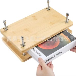 เครื่องกดหนังสือไม้ไผ่ 36x30x1.8 ซม. แบบแมนนวล ควบคุมด้วยกลไก ใช้ในครัวสำหรับกดเต้าหู้ สีธรรมชาติ ทำจากไม้เนื้อแข็ง - Product Image 2