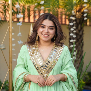Chal étnico de gasa verde menta con trabajo de espejo y adornos de diamantes de imitación, ropa tradicional india y pakistaní para mujer, primavera. - Product Image 6