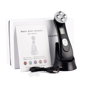 Rouleau de rajeunissement du visage 5 en 1, masseur pour le cou, utilisation à domicile, instrument de beauté <span class=keywords><strong>anti</strong></span>-rides à photons LED - Product Image 1