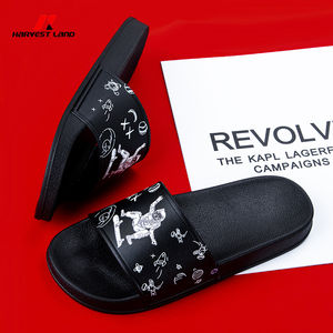 <span class=keywords><strong>Sandales</strong></span> de Marque Tendance pour Couples, Claquettes de Douche Antidérapantes et Résistantes à l'Usure avec Dessin Animé Mignon, à Porter à la Maison ou en Extérieur en Été - Product Image 2