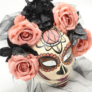 Máscara de Calavera del Día de los muertos con rosas Rosas y <span class=keywords><strong>tul</strong></span> negro Fiesta de cosplay de Halloween y accesorio temático de boda - Product Image 3